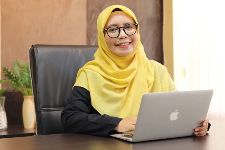 Devianti Yunita H, S.E., Ak., M.T.